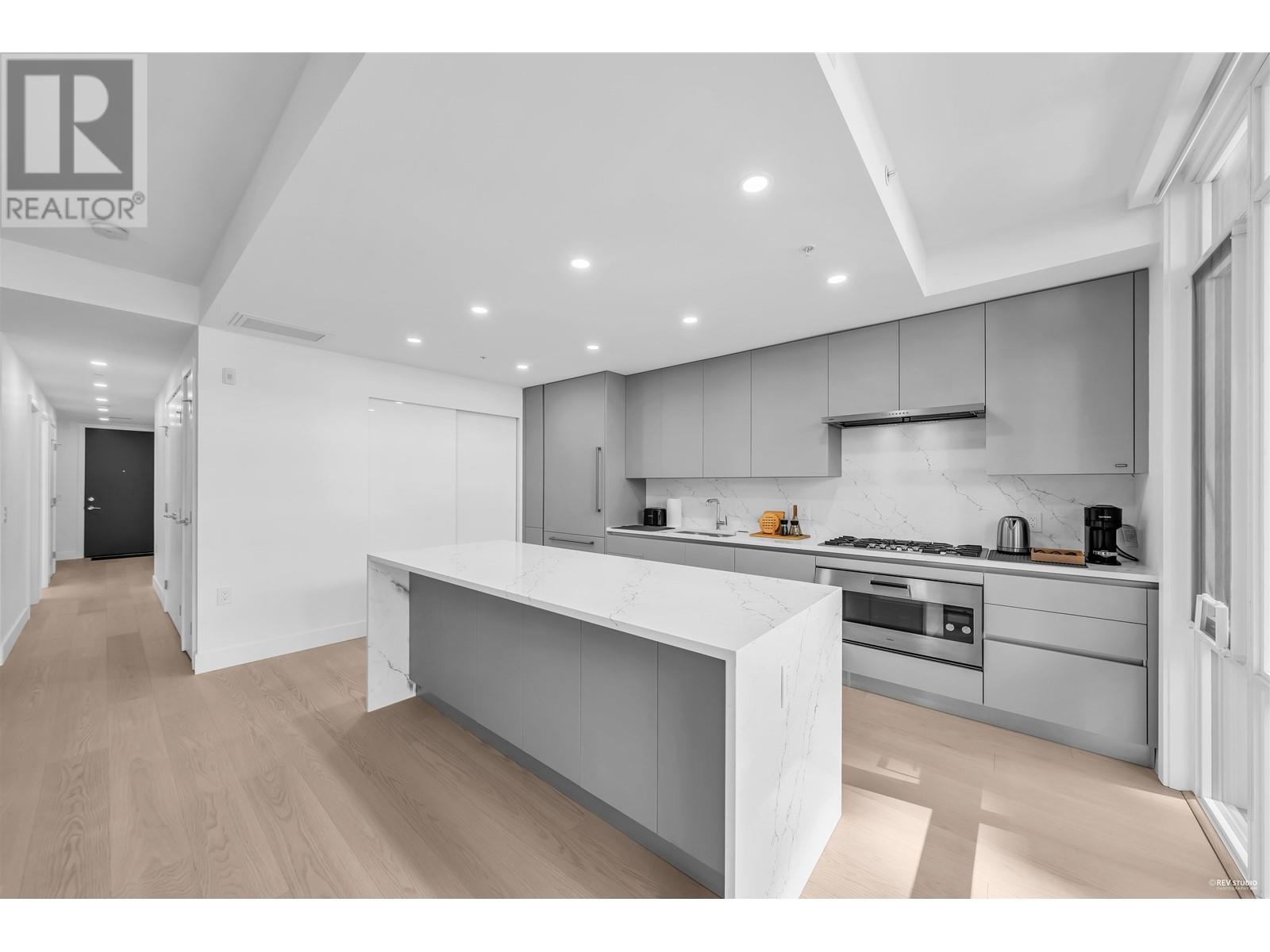 302 1331 Marine Drive, West Vancouver, British Columbia  V7T 1B6 - Photo 8 - R2928774