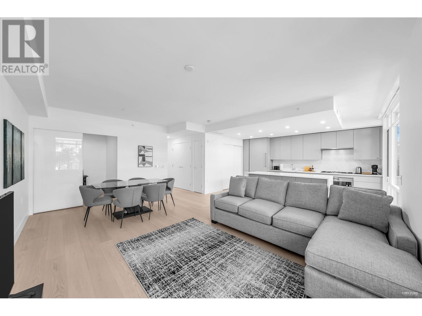 302 1331 Marine Drive, West Vancouver, British Columbia  V7T 1B6 - Photo 9 - R2928774