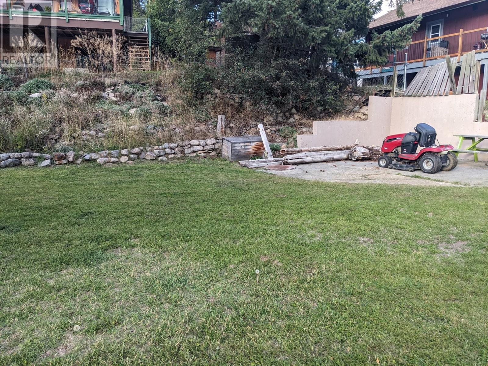 2376 Ojibway Road, Kamloops, British Columbia   - Photo 10 - 181079