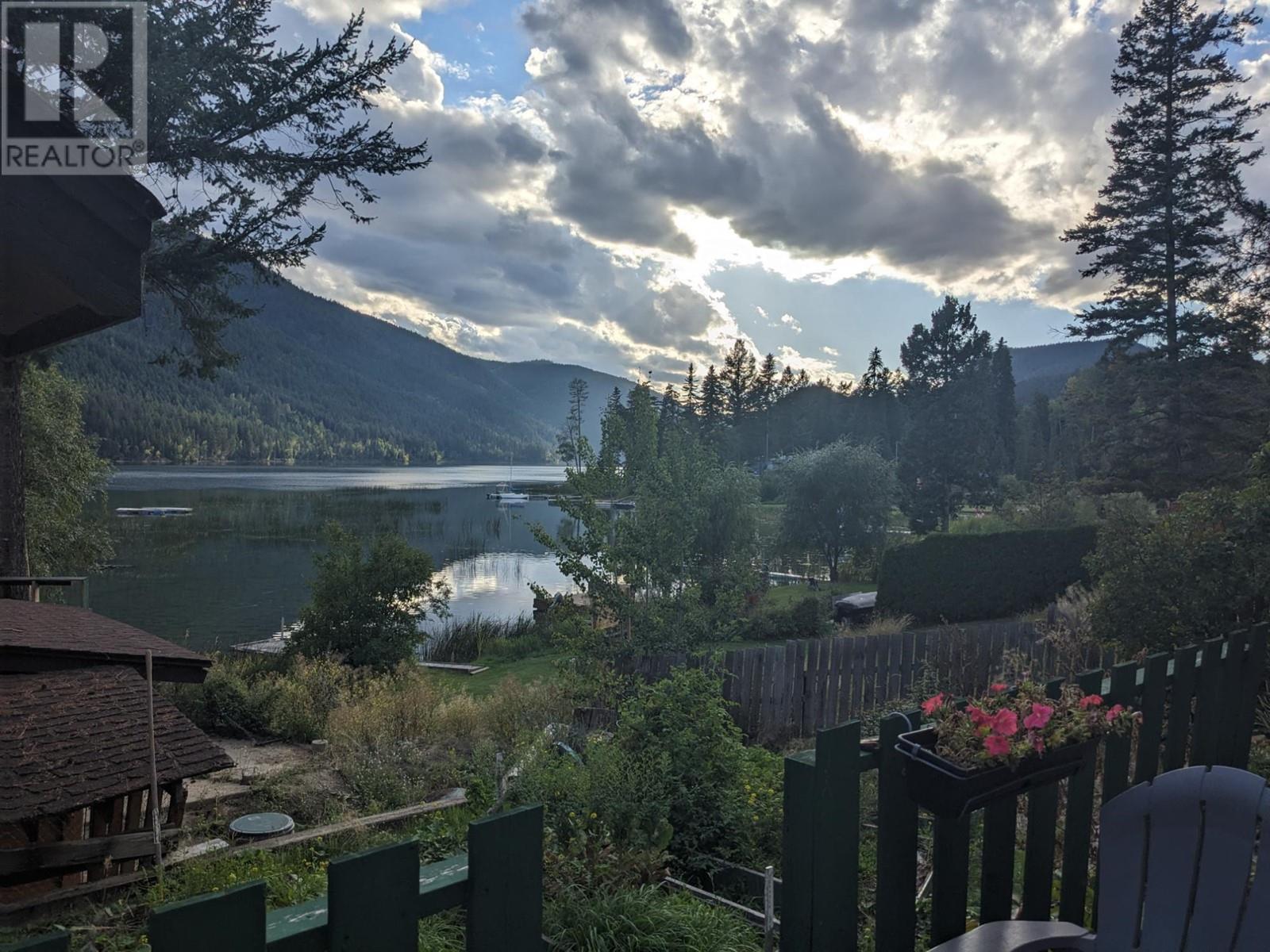 2376 Ojibway Road, Kamloops, British Columbia   - Photo 23 - 181079