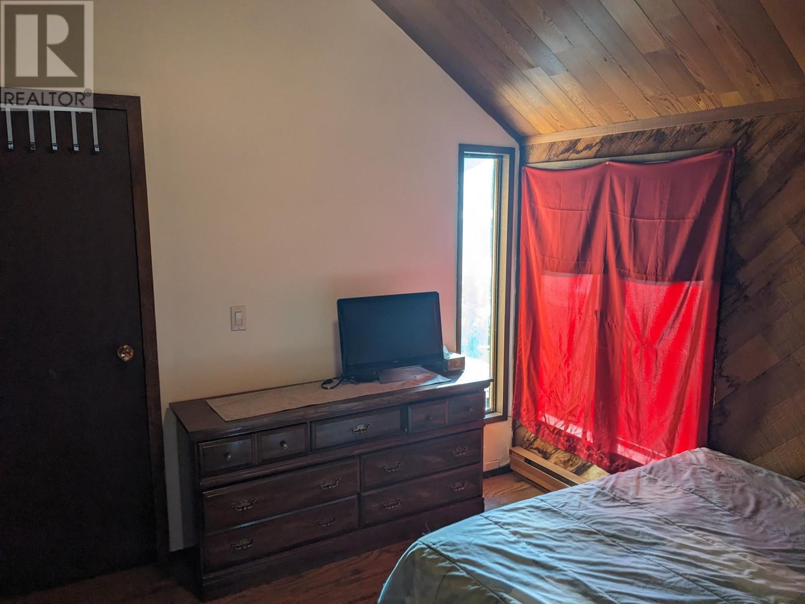 2376 Ojibway Road, Kamloops, British Columbia   - Photo 34 - 181079