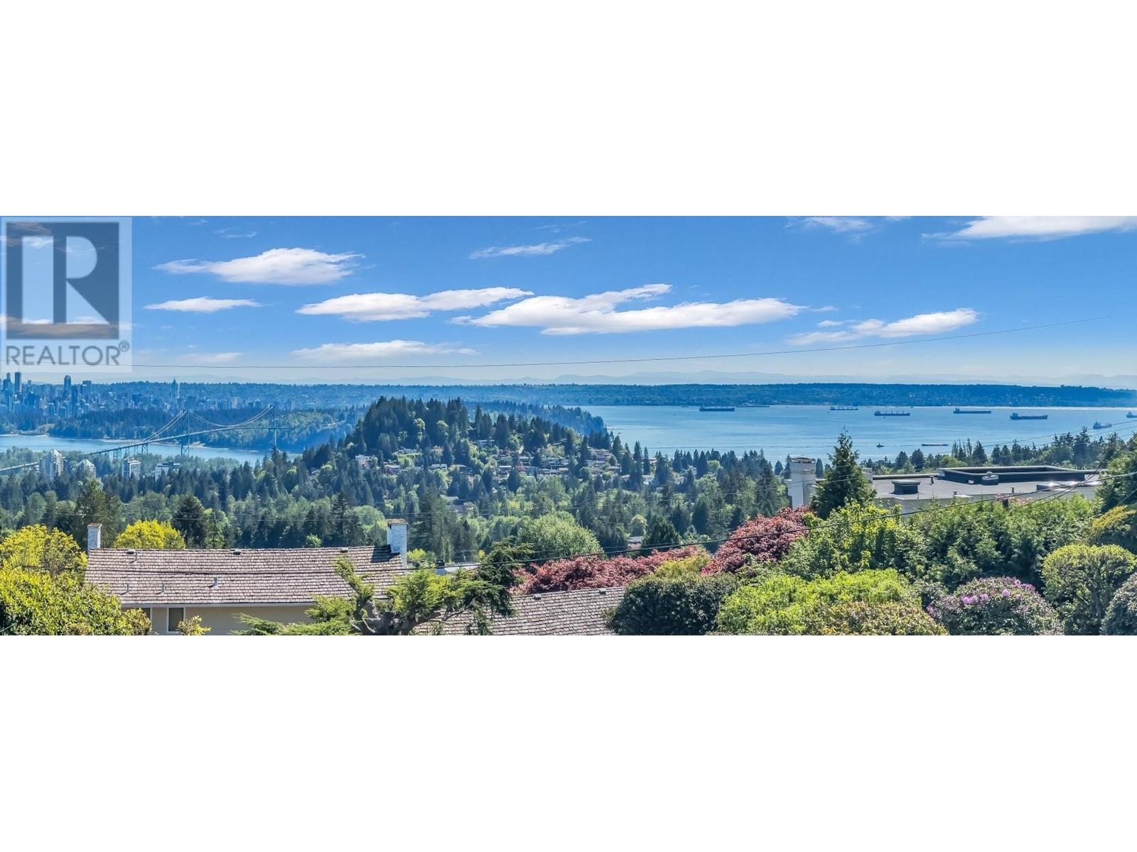 820 Knockmaroon Road, West Vancouver, British Columbia  V7S 1R6 - Photo 3 - R2928861