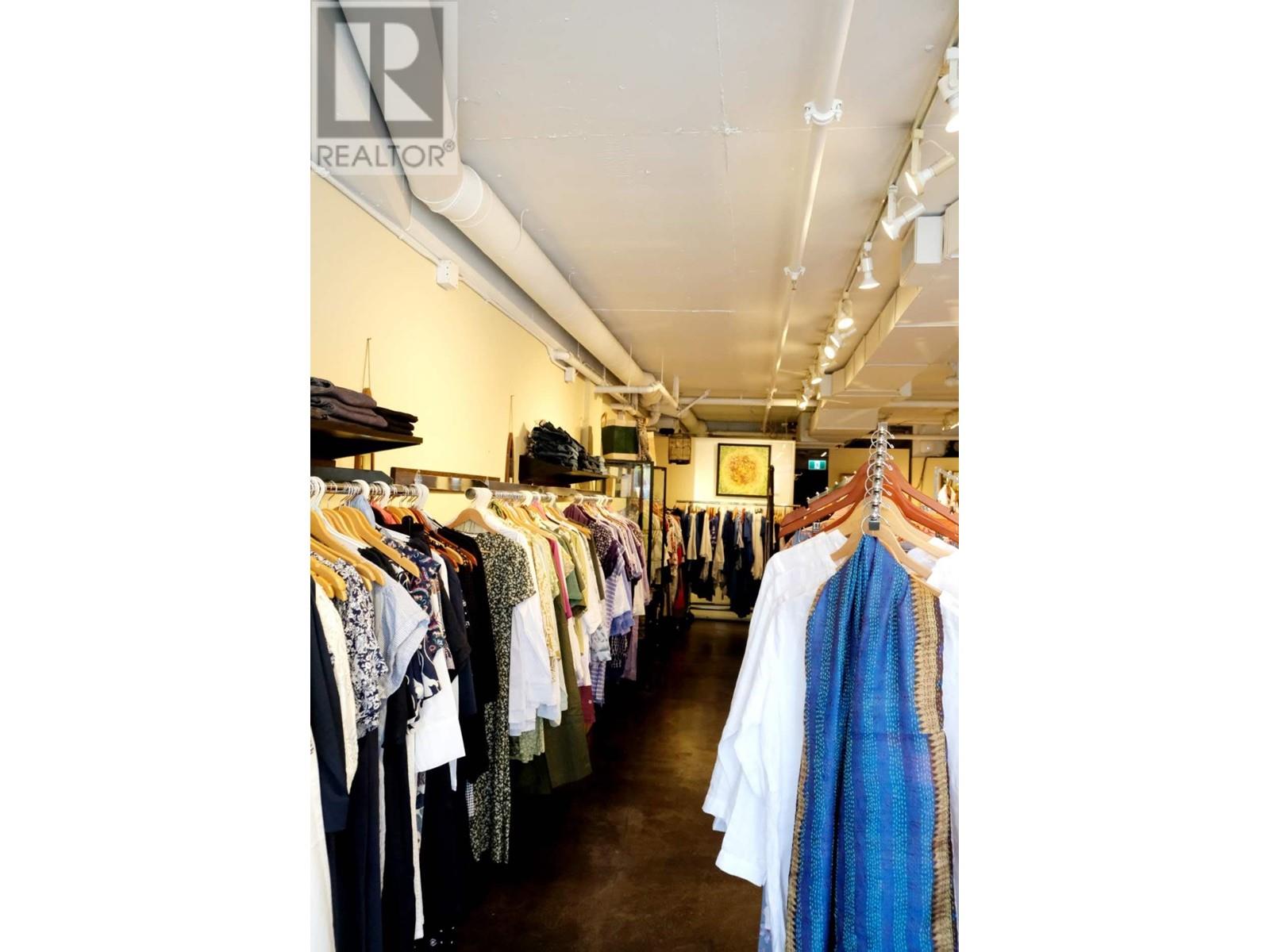 4483 W 10th Avenue, Vancouver, British Columbia  V6R 2H8 - Photo 3 - C8063188