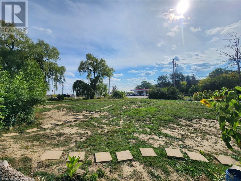 559 DUNDAS Street E, Hamilton, Ontario