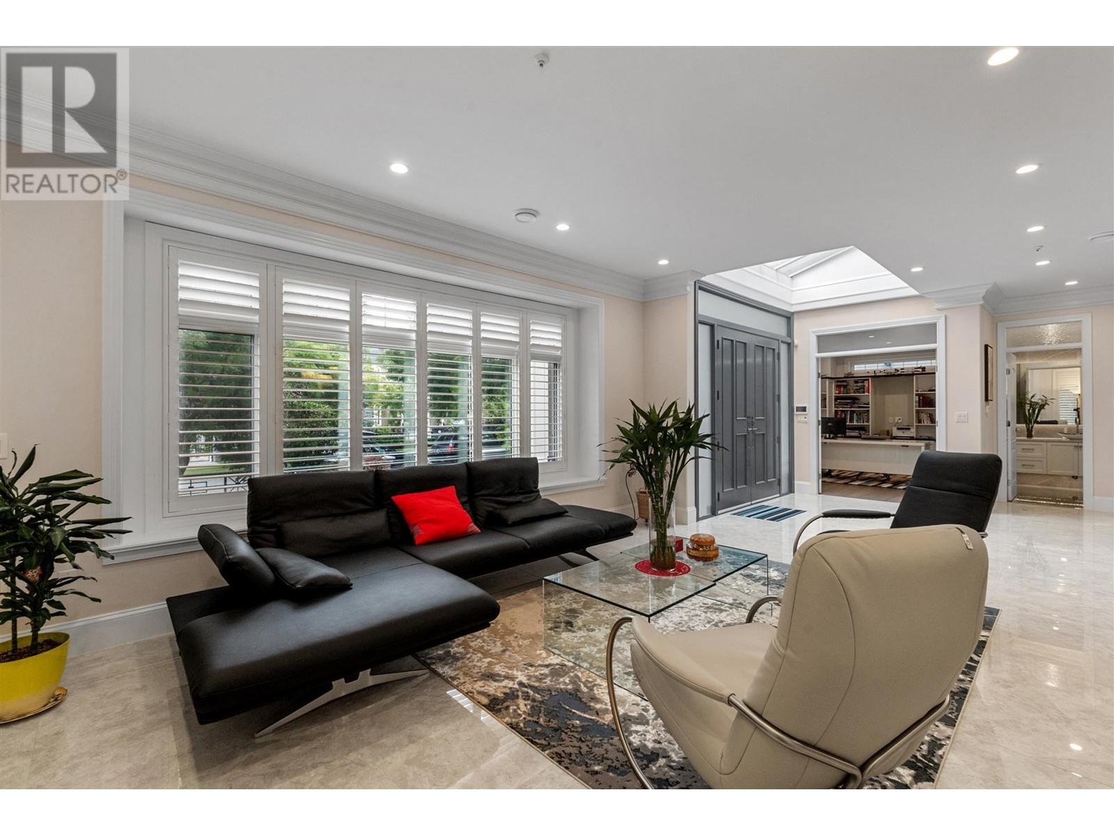 2188 W 21st Avenue, Vancouver, British Columbia  V6L 1J3 - Photo 2 - R2928914