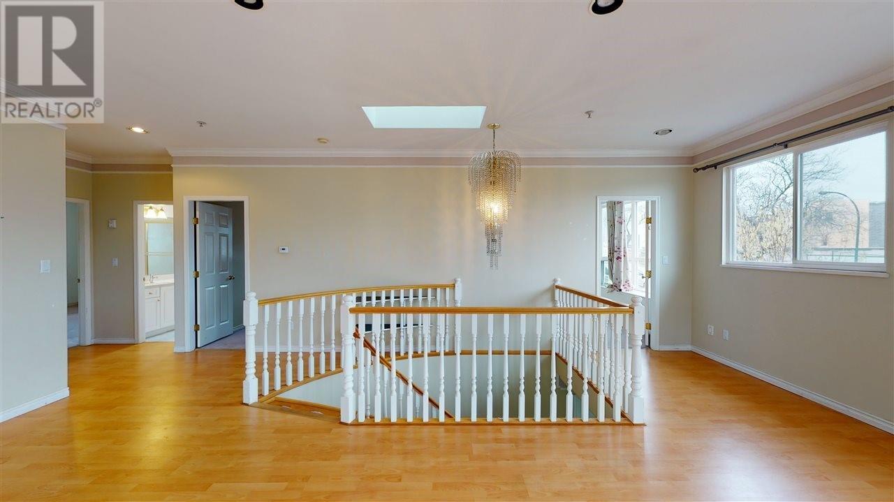 Listing Picture 4 of 38 : 3190 GRANT STREET, Vancouver / 溫哥華 - 魯藝地產 Yvonne Lu Group - MLS Medallion Club Member