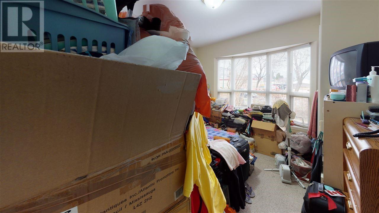 Listing Picture 35 of 38 : 3190 GRANT STREET, Vancouver / 溫哥華 - 魯藝地產 Yvonne Lu Group - MLS Medallion Club Member