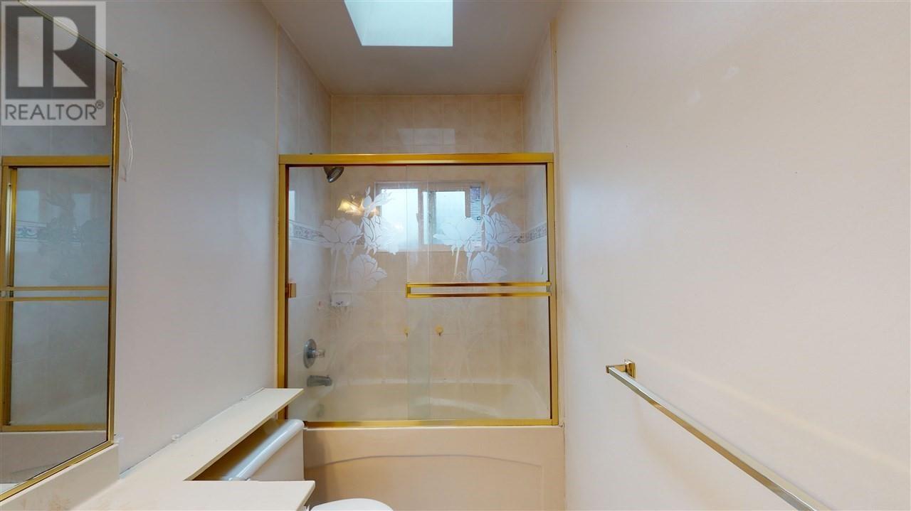 Listing Picture 21 of 38 : 3190 GRANT STREET, Vancouver / 溫哥華 - 魯藝地產 Yvonne Lu Group - MLS Medallion Club Member