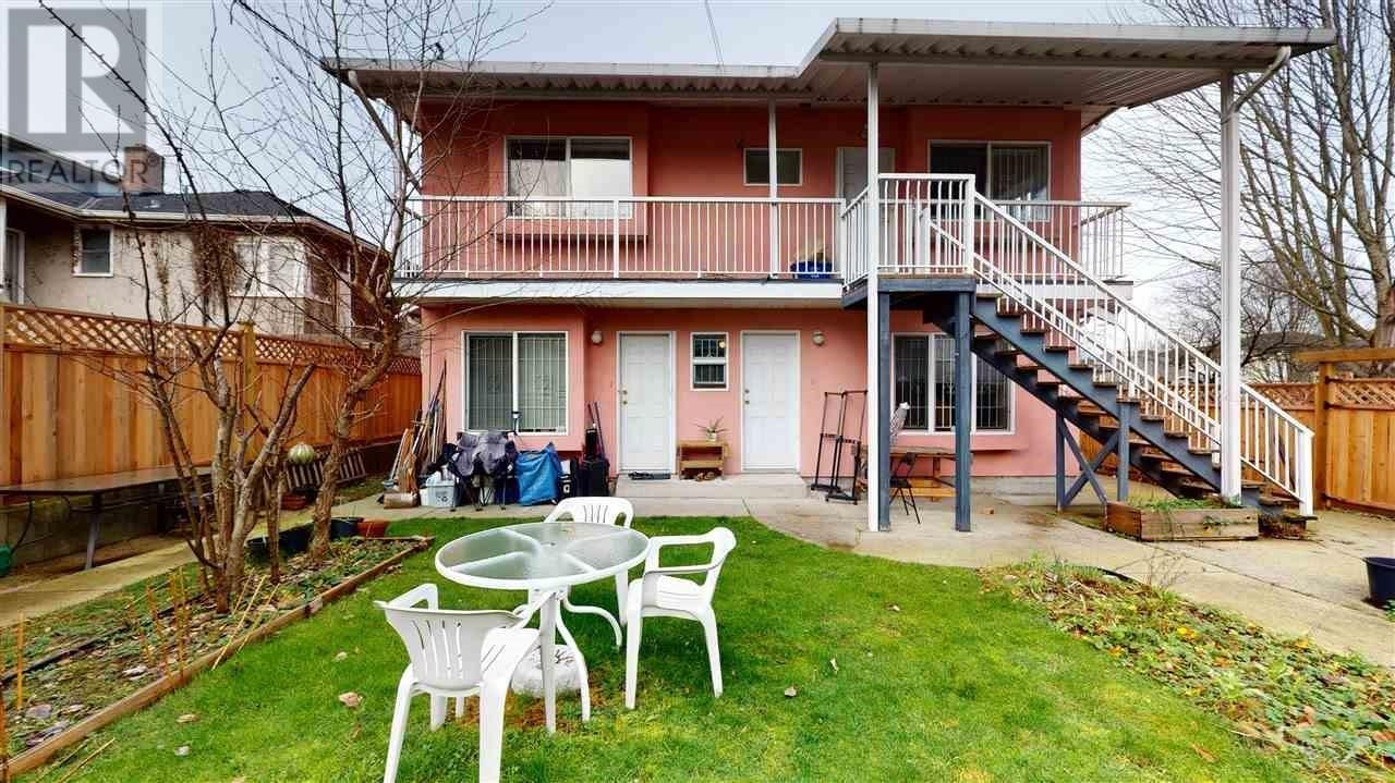 Listing Picture 2 of 38 : 3190 GRANT STREET, Vancouver / 溫哥華 - 魯藝地產 Yvonne Lu Group - MLS Medallion Club Member