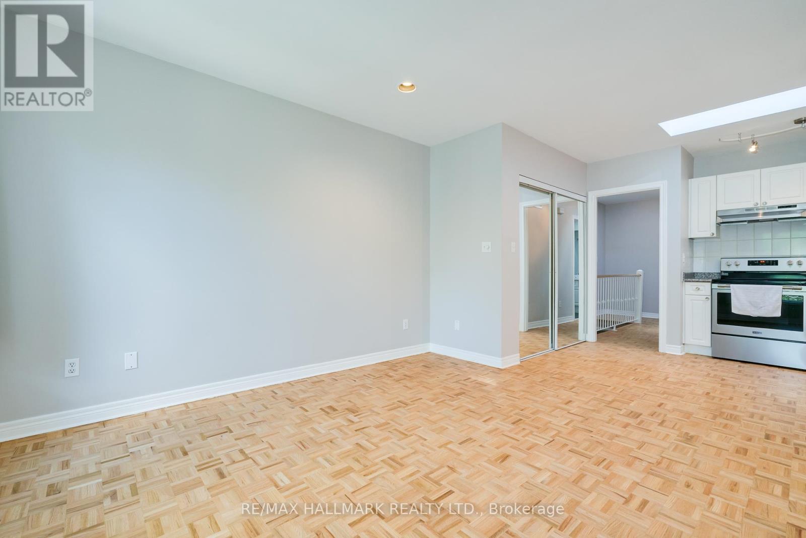 37 West Avenue, Toronto, Ontario  M4M 2L7 - Photo 20 - E9364578