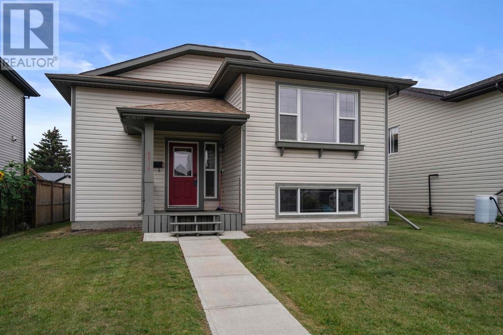 6814 40 AvenueClose, camrose, Alberta