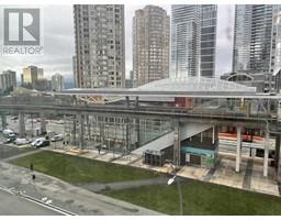 507 6378 SILVER AVENUE, Burnaby, British Columbia