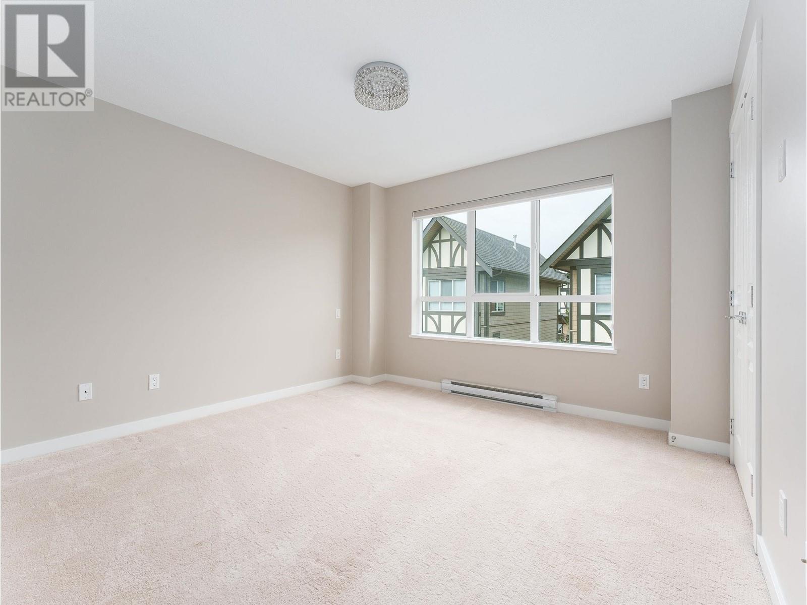 Listing Picture 12 of 33 : 23 10388 NO. 2 ROAD, Richmond / 烈治文 - 魯藝地產 Yvonne Lu Group - MLS Medallion Club Member