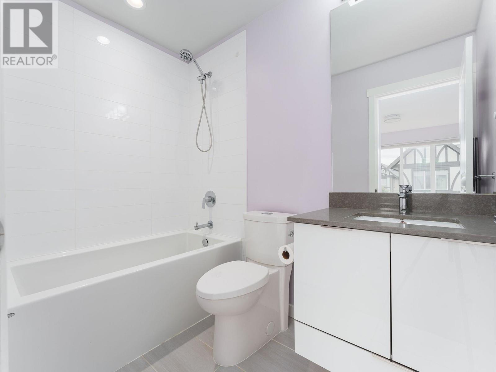 Listing Picture 18 of 33 : 23 10388 NO. 2 ROAD, Richmond / 烈治文 - 魯藝地產 Yvonne Lu Group - MLS Medallion Club Member