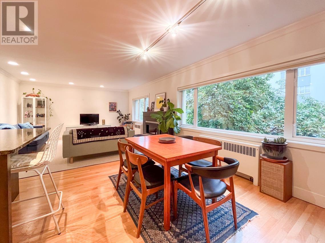 201 1972 Robson Street, Vancouver, British Columbia  V6G 1E8 - Photo 11 - R2929027