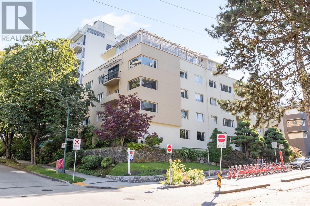 201 1972 Robson Street, Vancouver, British Columbia  V6G 1E8 - Photo 37 - R2929027