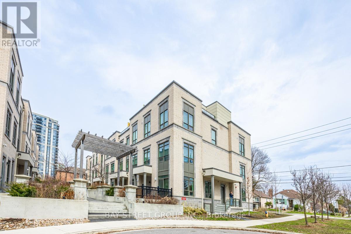 7 - 50 HOLMES AVENUE, Toronto, Ontario