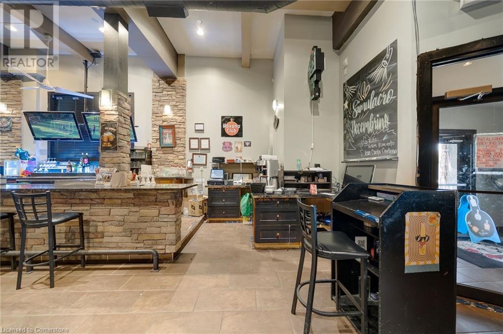 339 York Boulevard, Hamilton, Ontario  L8R 2X9 - Photo 5 - 40652229