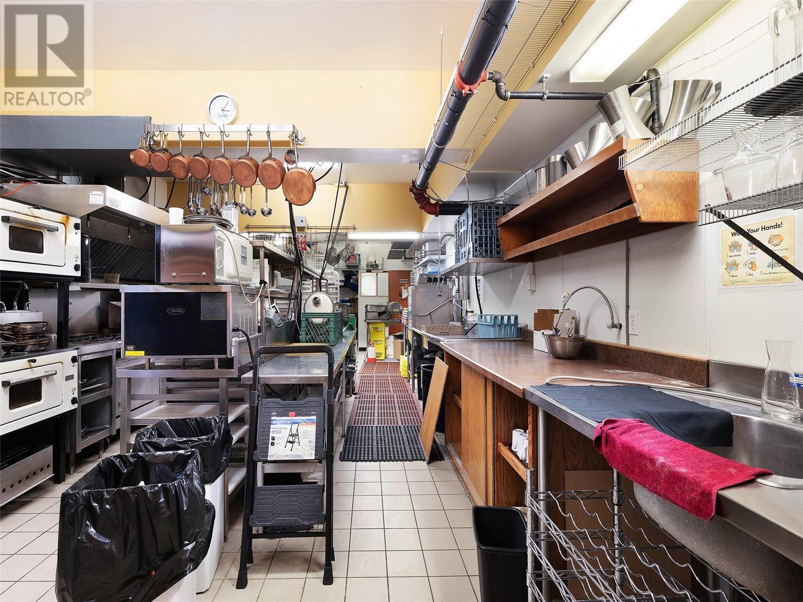 148 Silver Lode Lane Unit# B, Silver Star, British Columbia  V1B 3M1 - Photo 13 - 10324843