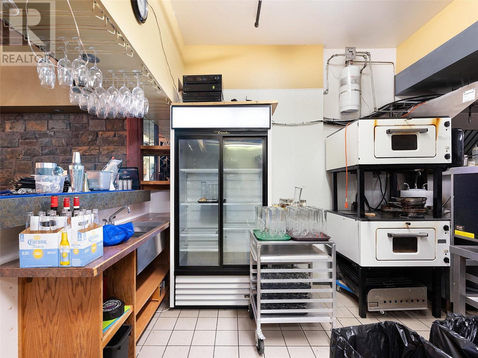 148 Silver Lode Lane Unit# B, Silver Star, British Columbia  V1B 3M1 - Photo 14 - 10324843