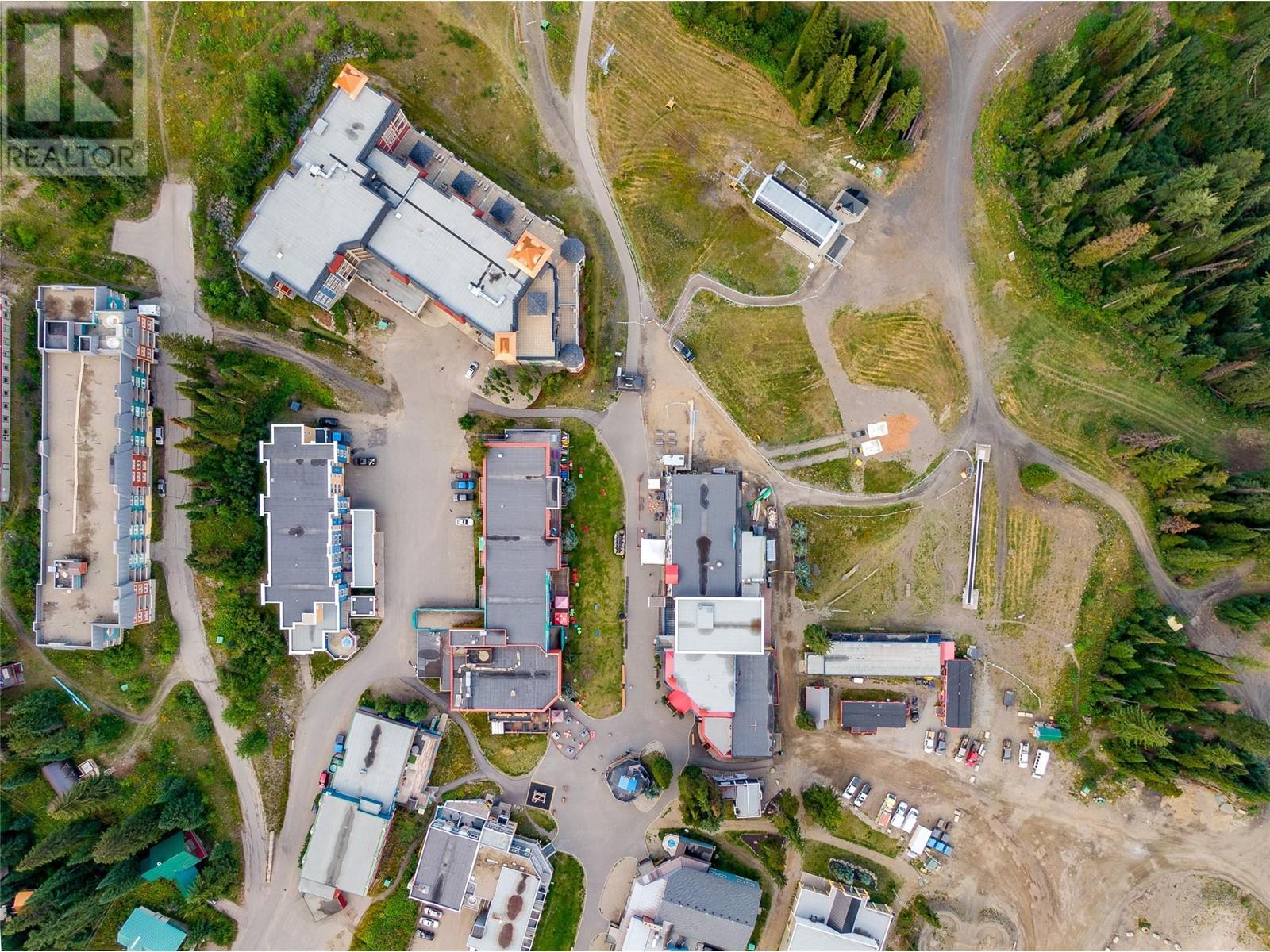 148 Silver Lode Lane Unit# B, Silver Star, British Columbia  V1B 3M1 - Photo 6 - 10324843