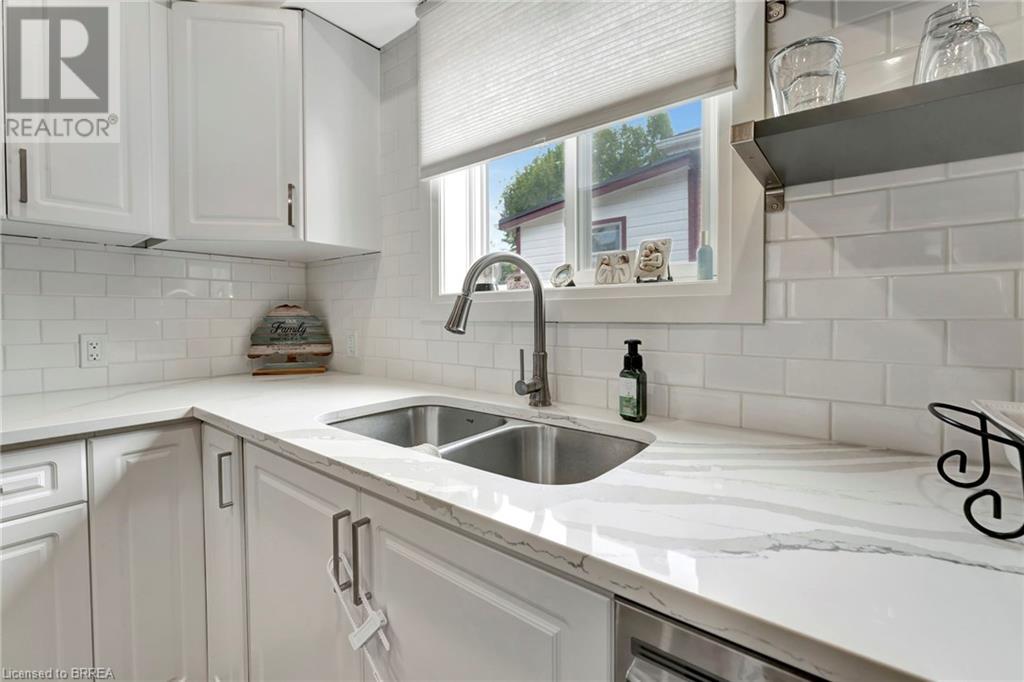 157 Terrace Hill Street, Brantford, Ontario  N3R 1G5 - Photo 31 - 40646132