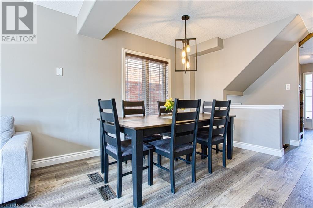 121 Sumner Crescent, Grimsby, Ontario L3M 0B4 - Photo 9 - 40650854