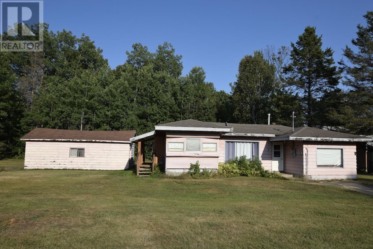 7 Eley Rd, Iron Bridge, Ontario  P0R 1H0 - Photo 3 - SM242441