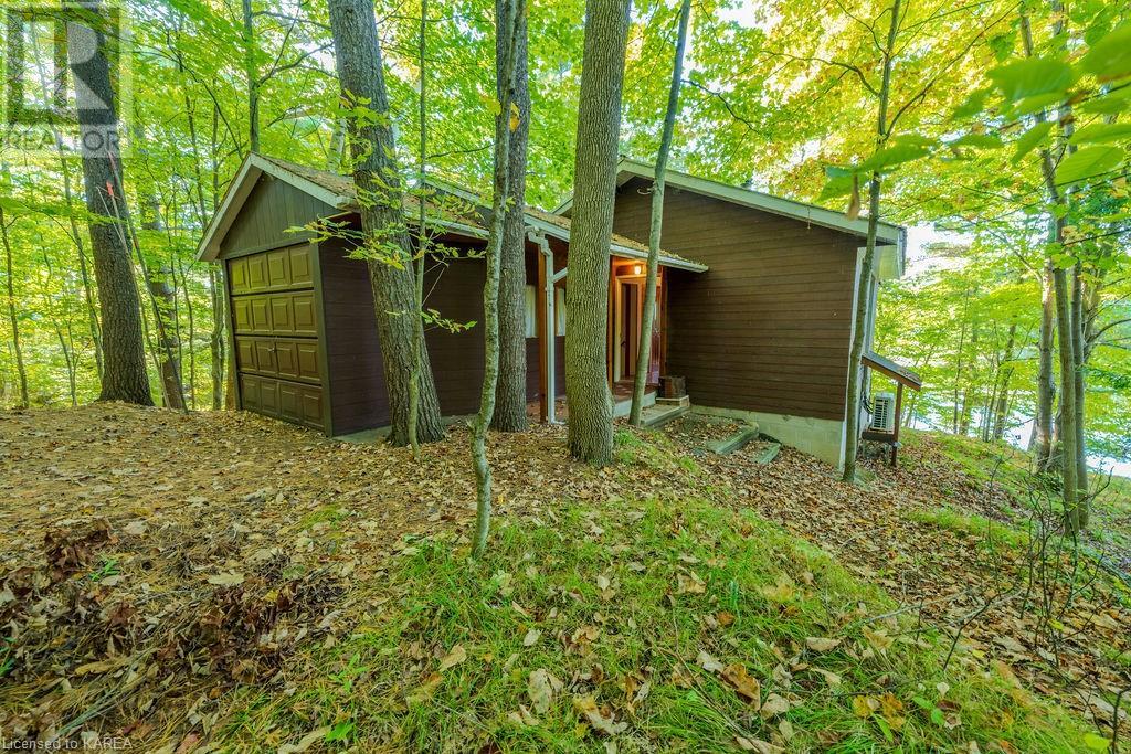 2305e Opinicon Road, Rideau Lakes, Ontario  K0G 1E0 - Photo 2 - 40652254