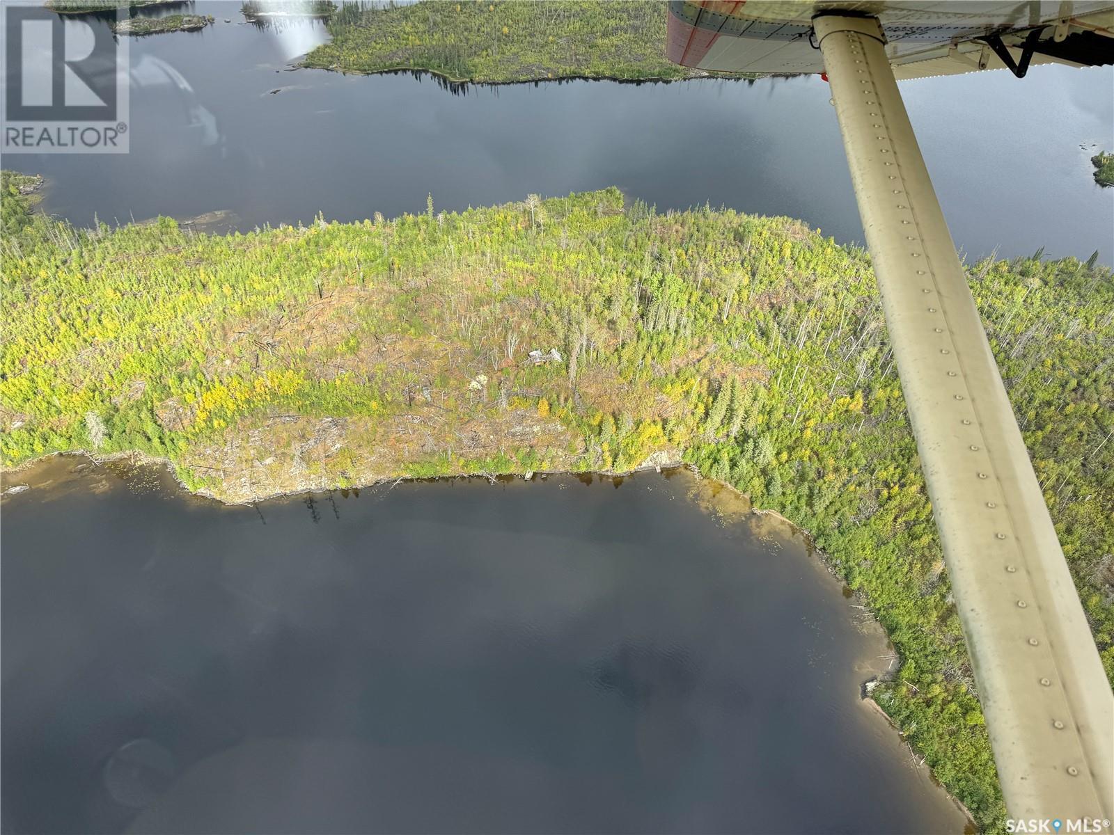 Remote Cabin on Esmay Lake, northern admin district, Saskatchewan