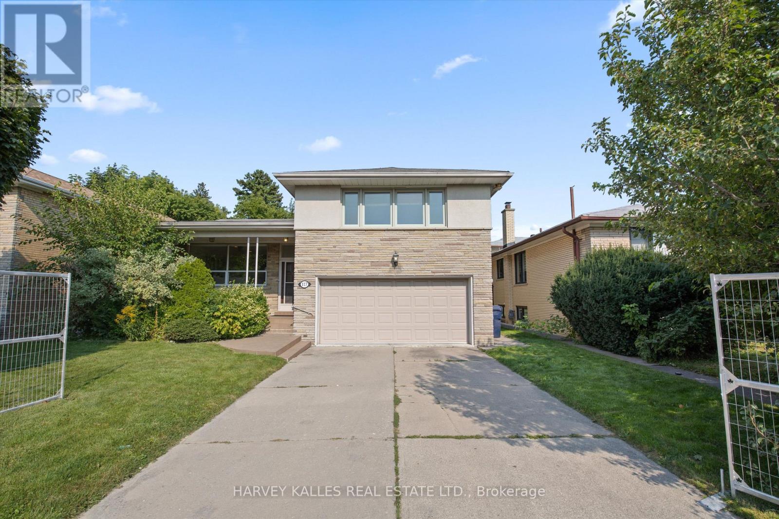 117 Collinson Boulevard, Toronto (Clanton Park), Ontario  M3H 3C6 - Photo 1 - C9365857