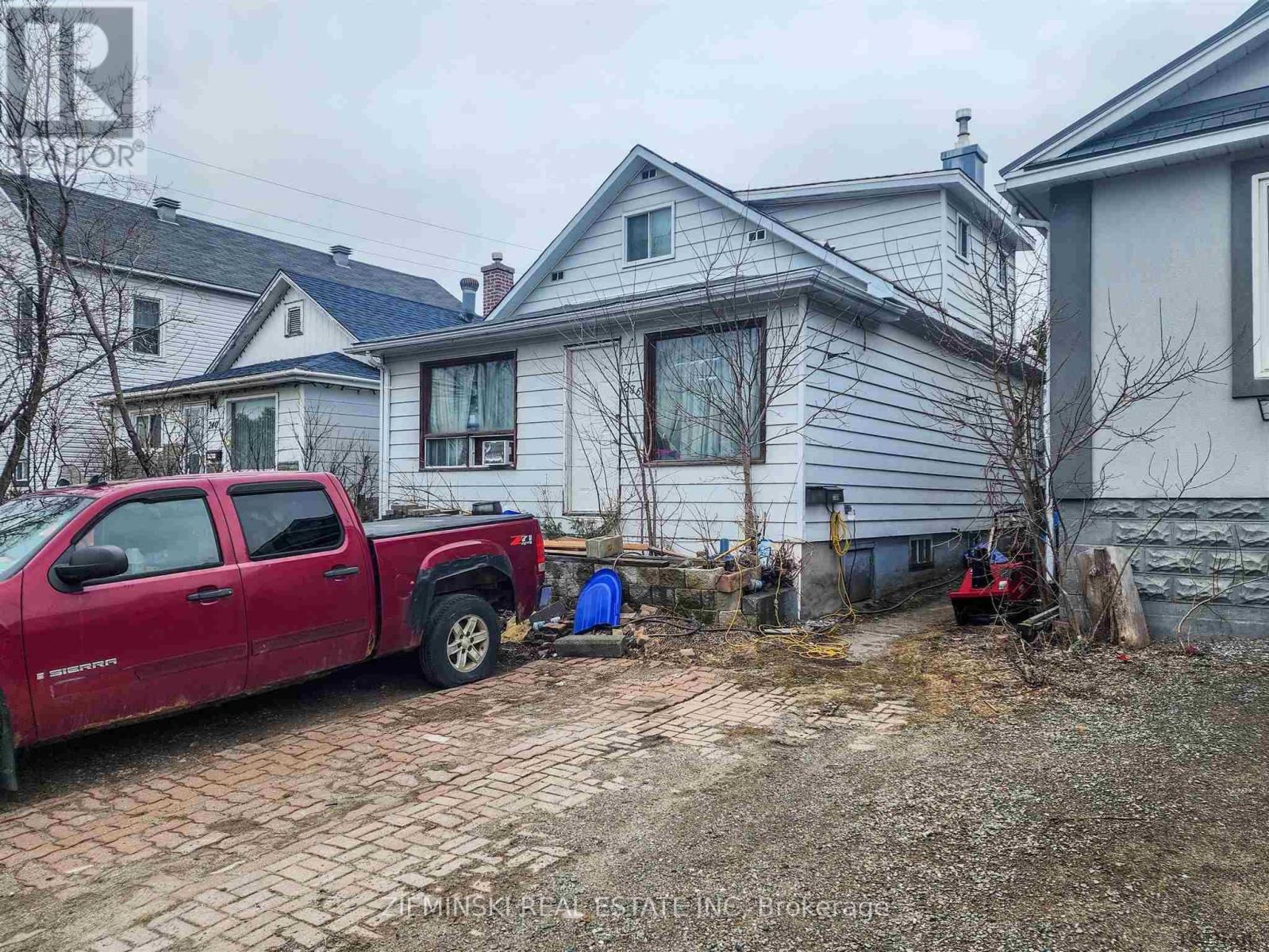 236 Tamarack Street, Timmins, Ontario  P4N 6R1 - Photo 1 - T9274478