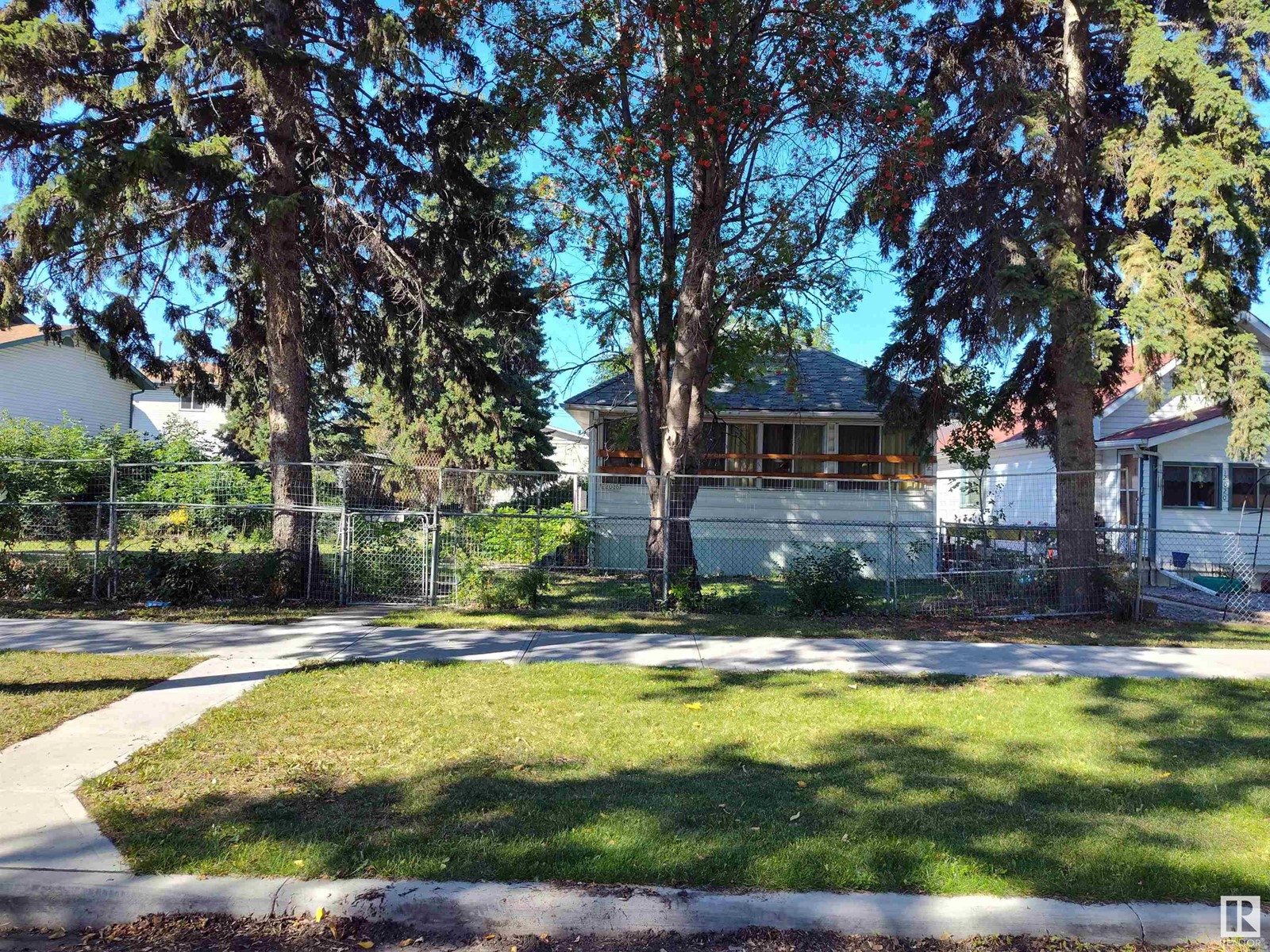 Property at 12014 & 12016 81 ST NW image
