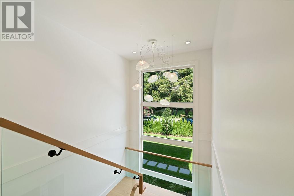 4015 Sunnycrest Drive, North Vancouver, British Columbia V7R 3E3 - Photo 19 - R2929181