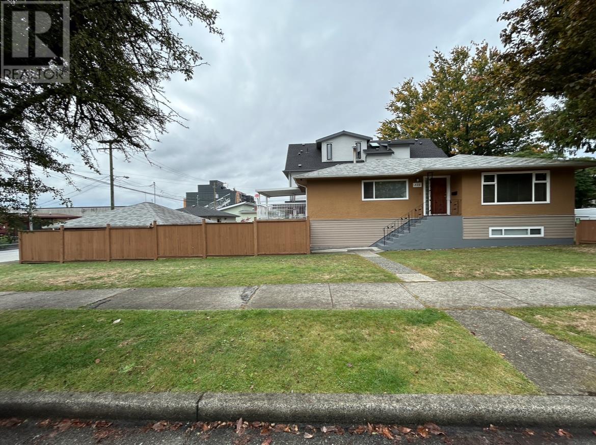 Property at 375 SKEENA STREET image