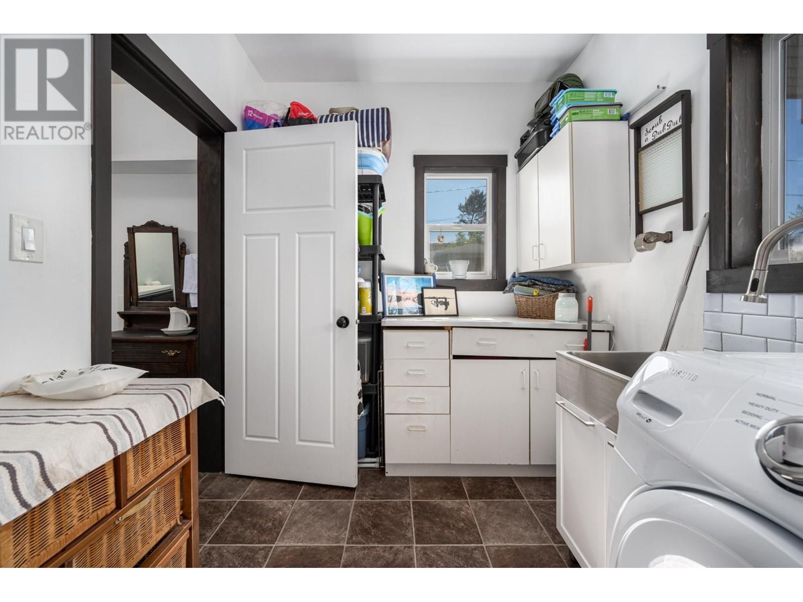 253 Royal Ave, Kamloops, British Columbia  V2B 3P4 - Photo 41 - 181097