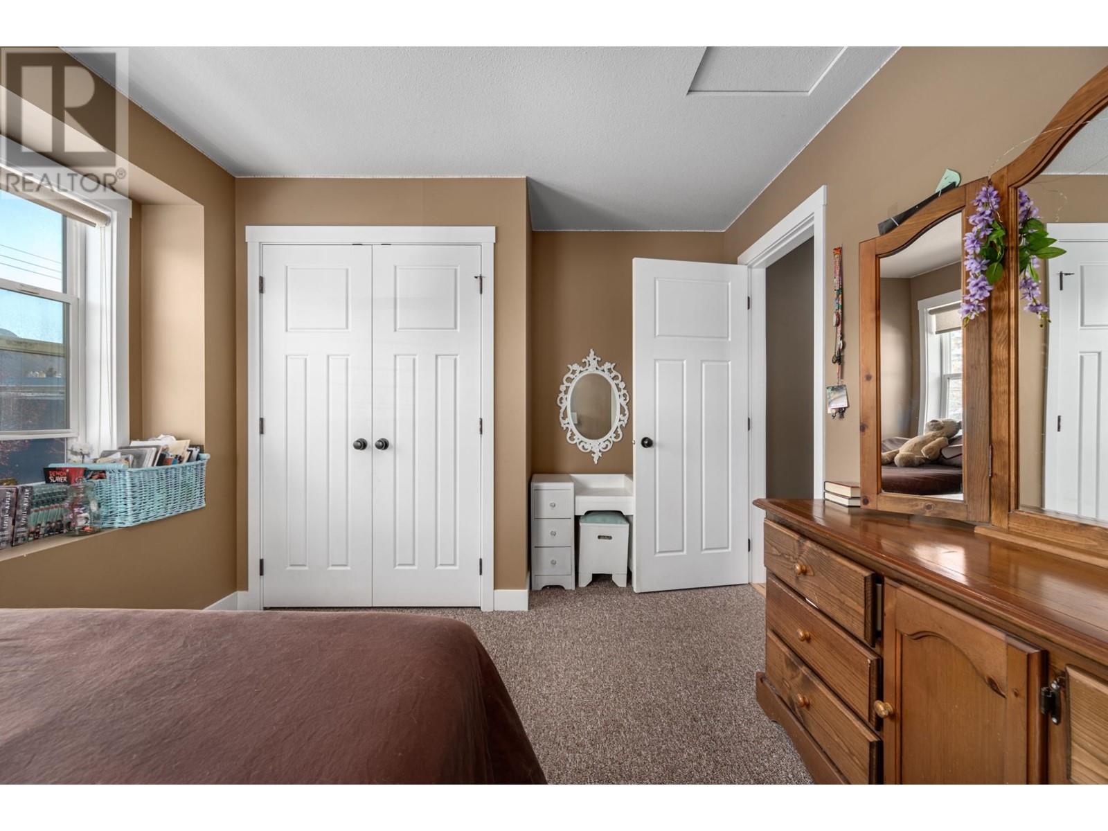 253 Royal Ave, Kamloops, British Columbia  V2B 3P4 - Photo 54 - 181097