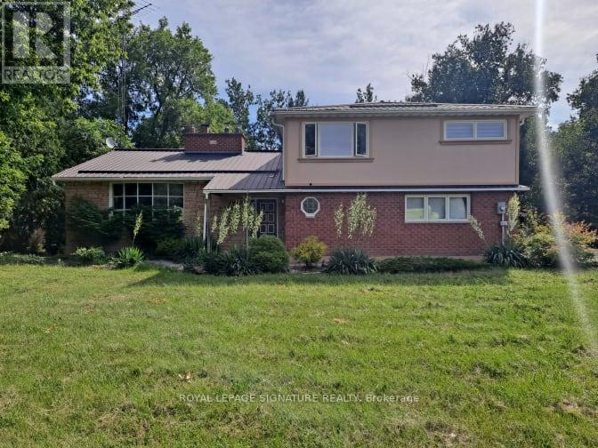 19 Shepherd Road, Whitby, Ontario  L1M 1G8 - Photo 2 - E9365957