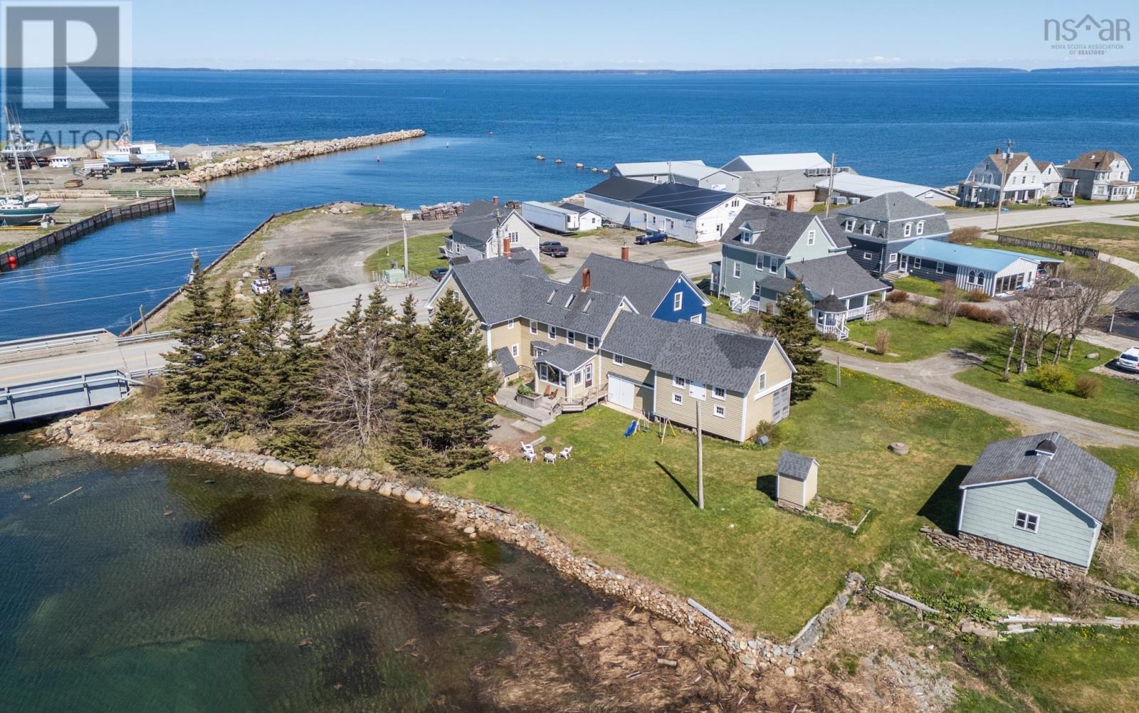9080 Highway 1, Meteghan River, Nova Scotia  B0W 2L0 - Photo 1 - 202410137
