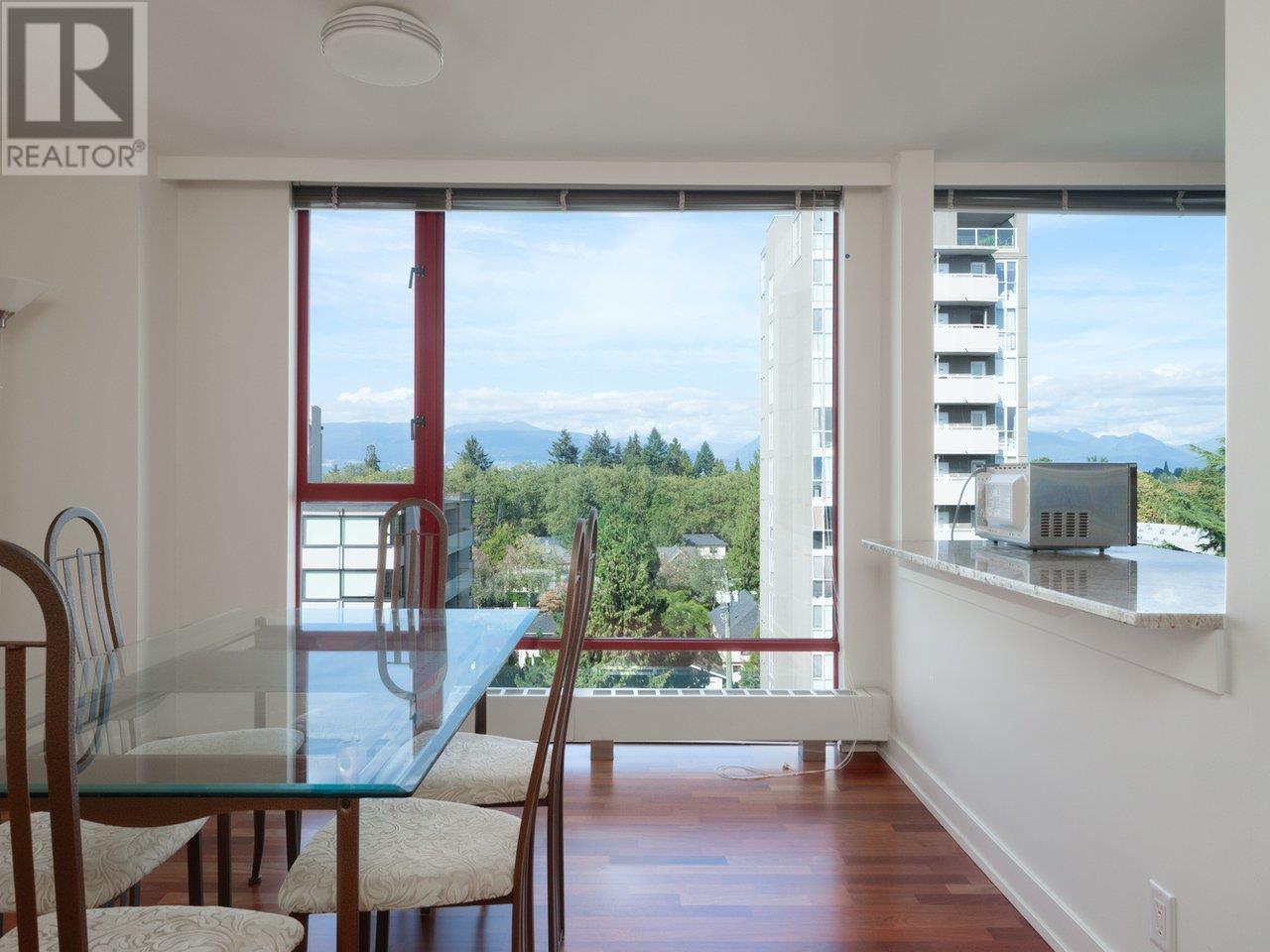 Listing Picture 16 of 40 : 802 2108 W 38TH AVENUE, Vancouver / 溫哥華 - 魯藝地產 Yvonne Lu Group - MLS Medallion Club Member