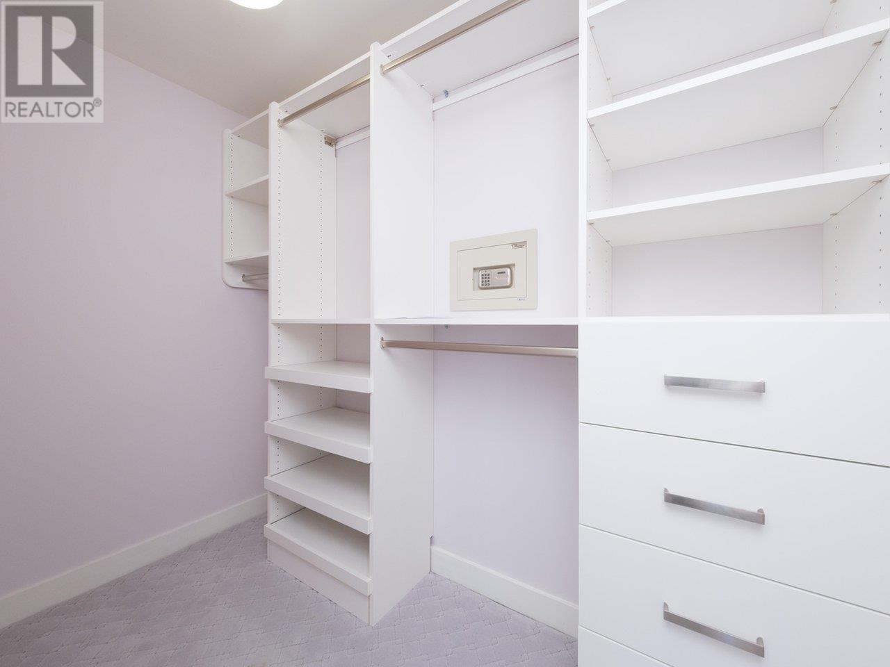 Listing Picture 25 of 40 : 802 2108 W 38TH AVENUE, Vancouver / 溫哥華 - 魯藝地產 Yvonne Lu Group - MLS Medallion Club Member