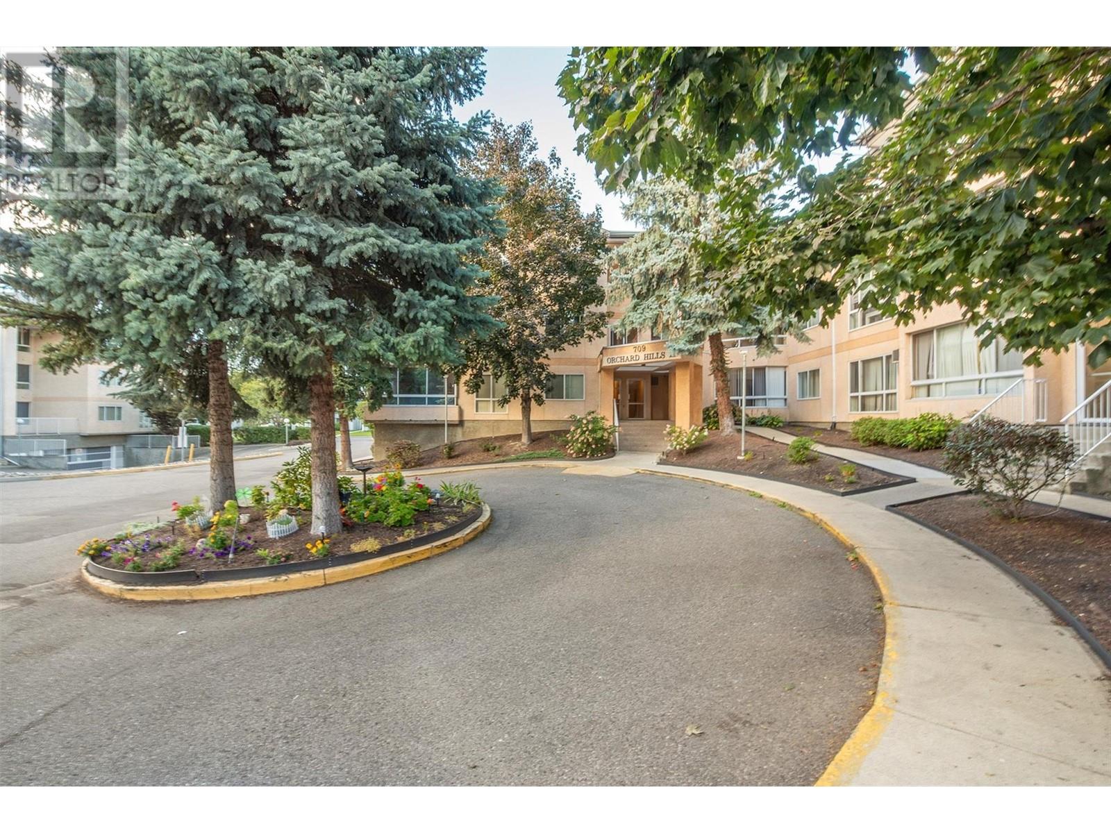 Property at 709 Houghton Road Unit# 315 image 4