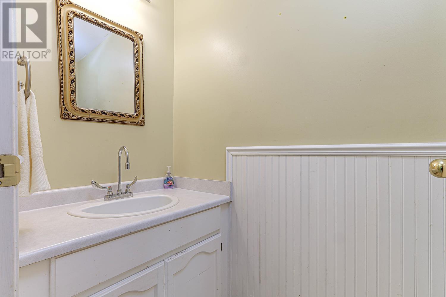 2425 Mariana Place, Coquitlam, British Columbia  V3K 6R3 - Photo 14 - R2929228