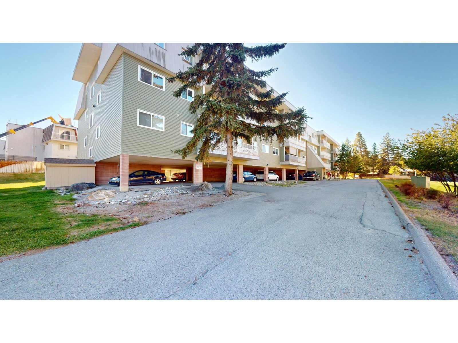 2015 2nd  N Street Unit# 1214, Cranbrook, British Columbia  V1C 3L4 - Photo 3 - 2479739