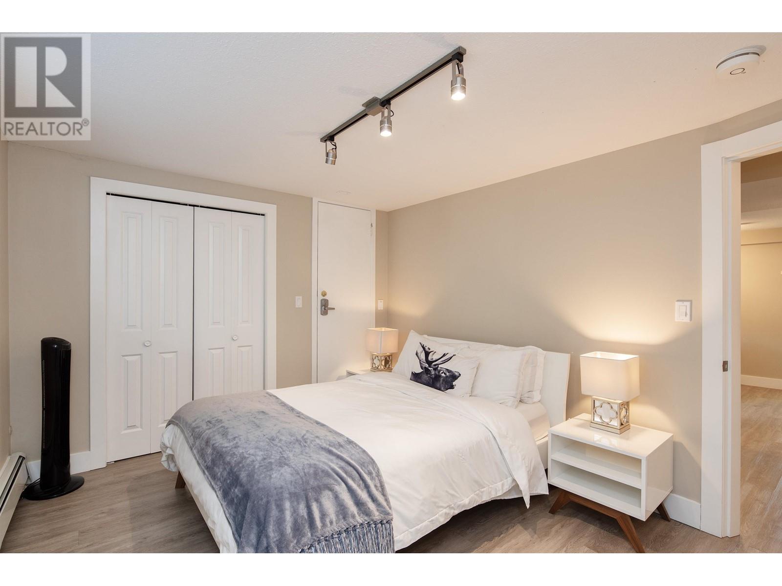 Listing Picture 26 of 33 : 195 W 12TH AVENUE, Vancouver / 溫哥華 - 魯藝地產 Yvonne Lu Group - MLS Medallion Club Member