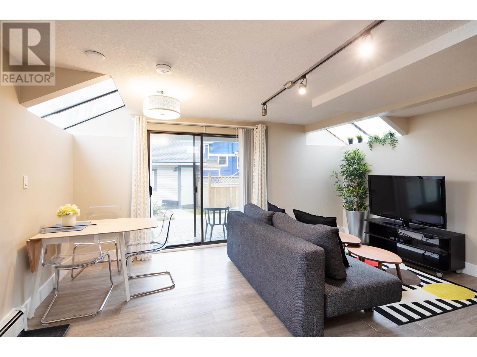 Listing Picture 14 of 33 : 195 W 12TH AVENUE, Vancouver / 溫哥華 - 魯藝地產 Yvonne Lu Group - MLS Medallion Club Member