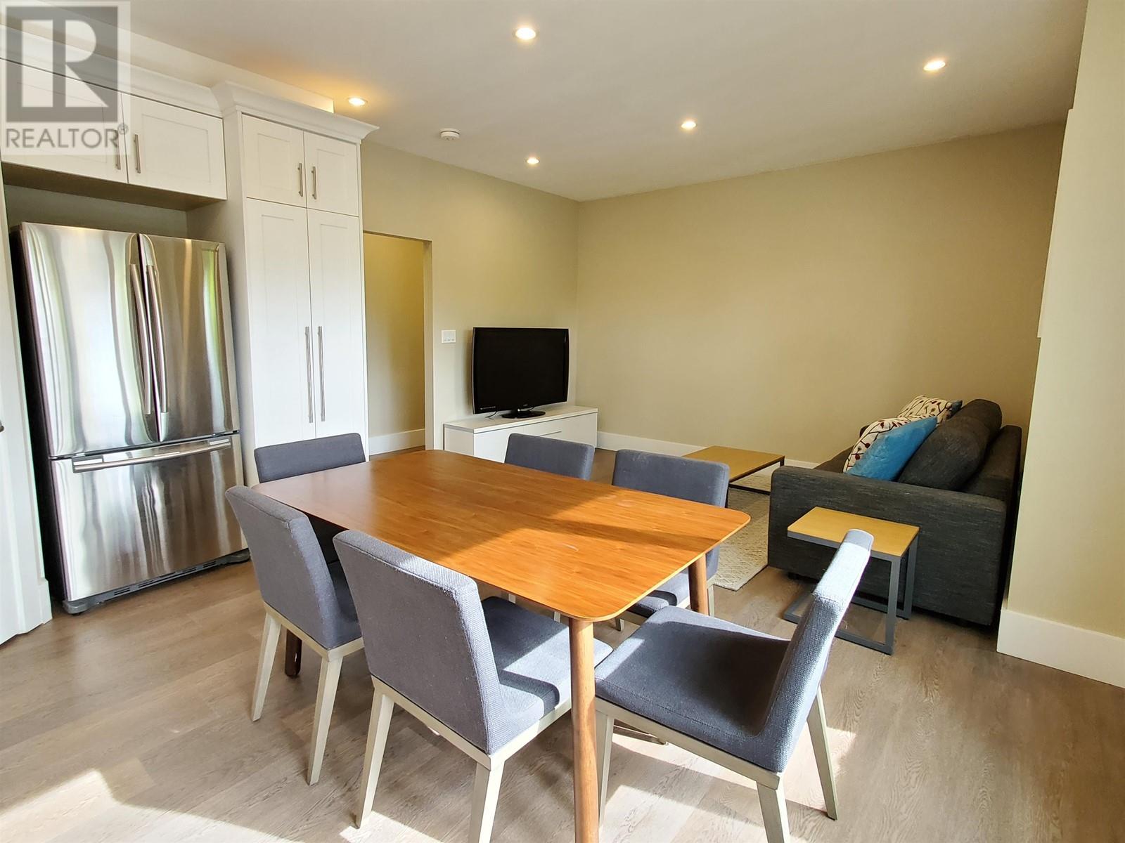 Listing Picture 4 of 33 : 195 W 12TH AVENUE, Vancouver / 溫哥華 - 魯藝地產 Yvonne Lu Group - MLS Medallion Club Member