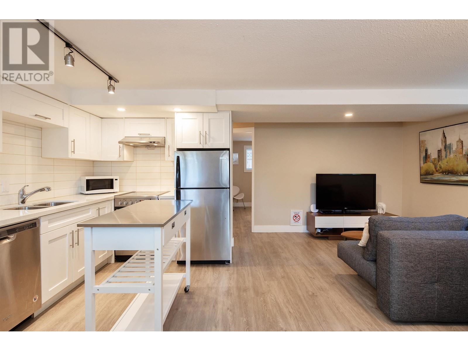 Listing Picture 20 of 33 : 195 W 12TH AVENUE, Vancouver / 溫哥華 - 魯藝地產 Yvonne Lu Group - MLS Medallion Club Member