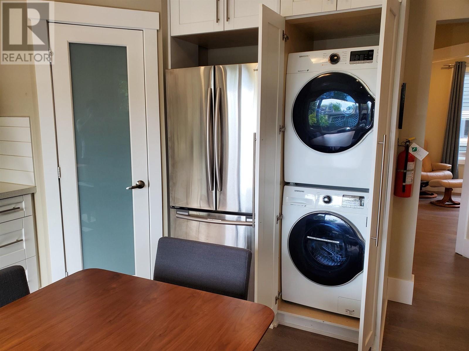 Listing Picture 7 of 33 : 195 W 12TH AVENUE, Vancouver / 溫哥華 - 魯藝地產 Yvonne Lu Group - MLS Medallion Club Member