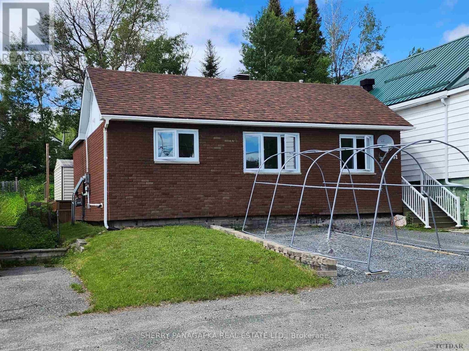 52 Grierson Road, Kirkland Lake, Ontario  P2N 1C9 - Photo 1 - T9274137